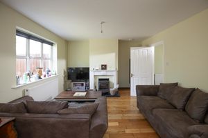 Sitting Room- click for photo gallery